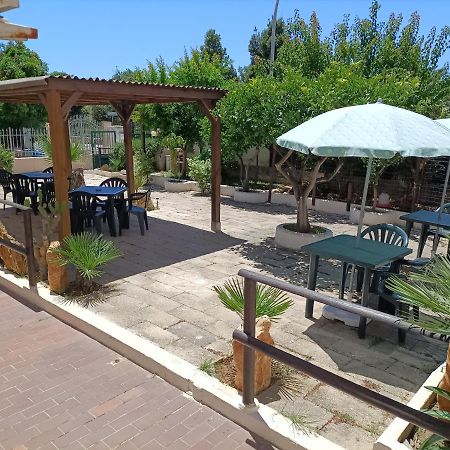 אלגהרו Mony'S Island B&B מראה חיצוני תמונה
