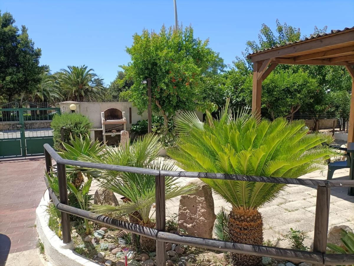 אלגהרו Mony'S Island B&B מראה חיצוני תמונה