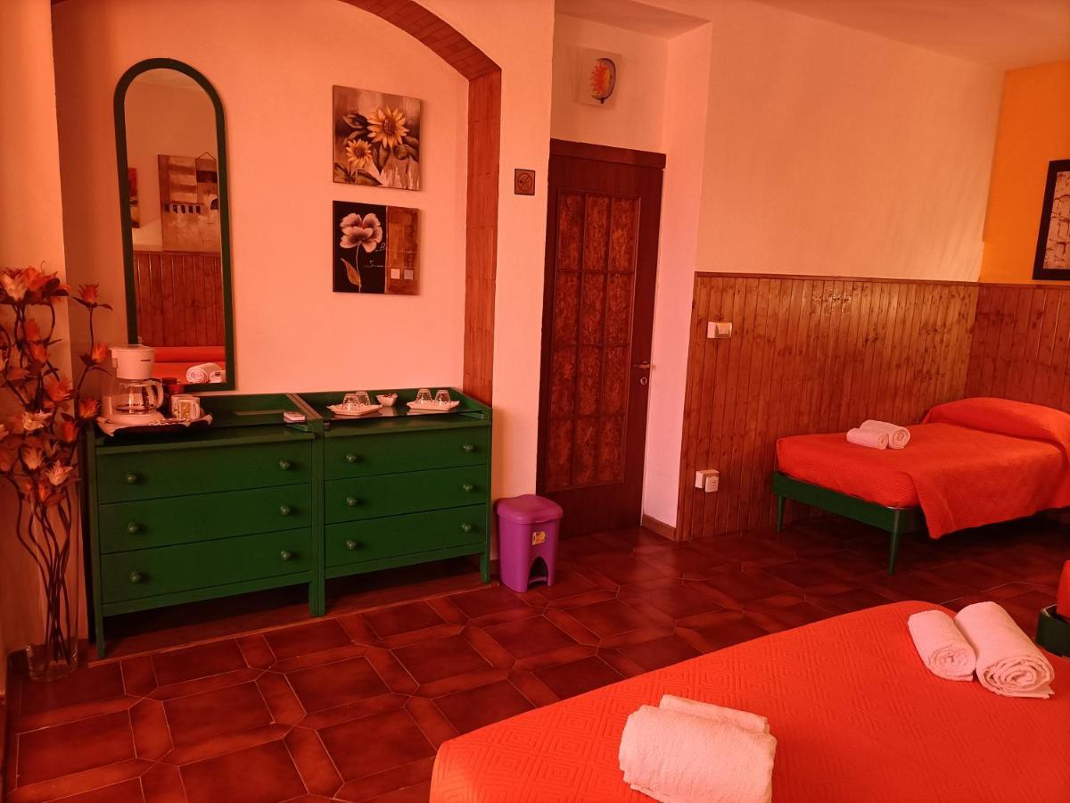 אלגהרו Mony'S Island B&B מראה חיצוני תמונה